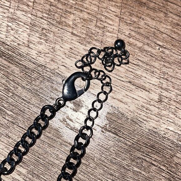 Womens Embellished Crystal Gemstone Clasp Chain Statement Necklace Blue Cobalt G - Picture 5 of 7